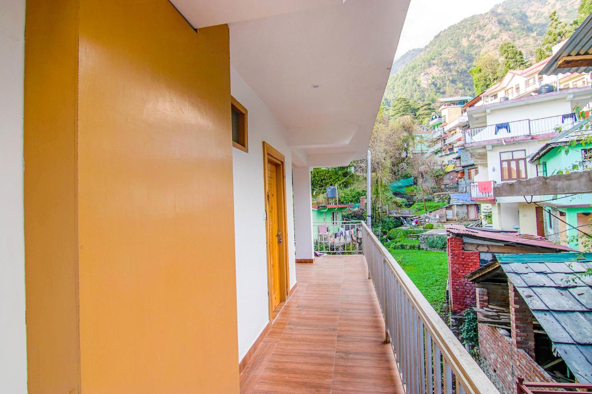 Fabhotel Ayana Inn Дхарамсала Екстериор снимка
