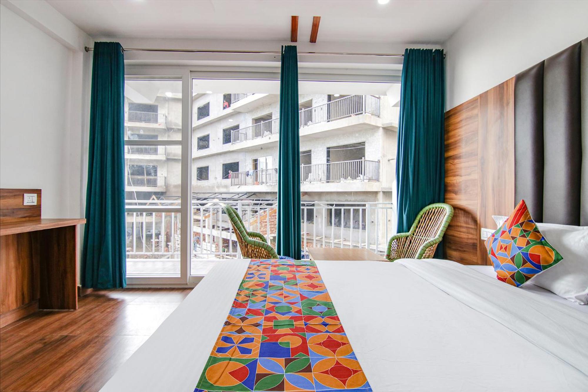 Fabhotel Ayana Inn Дхарамсала Екстериор снимка